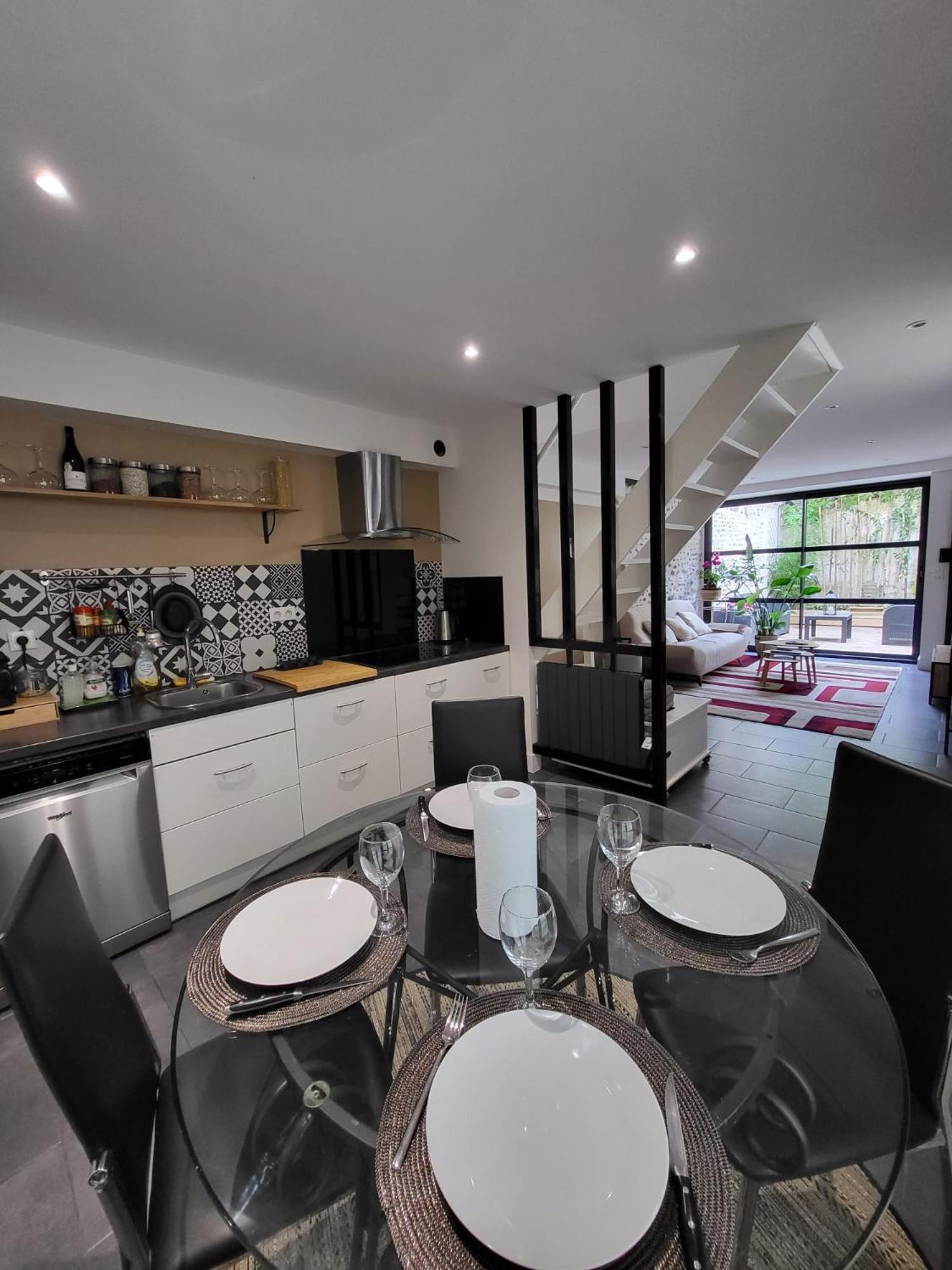 Le Patio - Appartement Calme - Hyper Centre بو المظهر الخارجي الصورة
