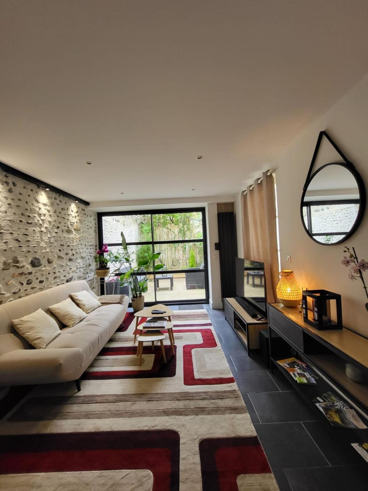 Le Patio - Appartement Calme - Hyper Centre بو المظهر الخارجي الصورة