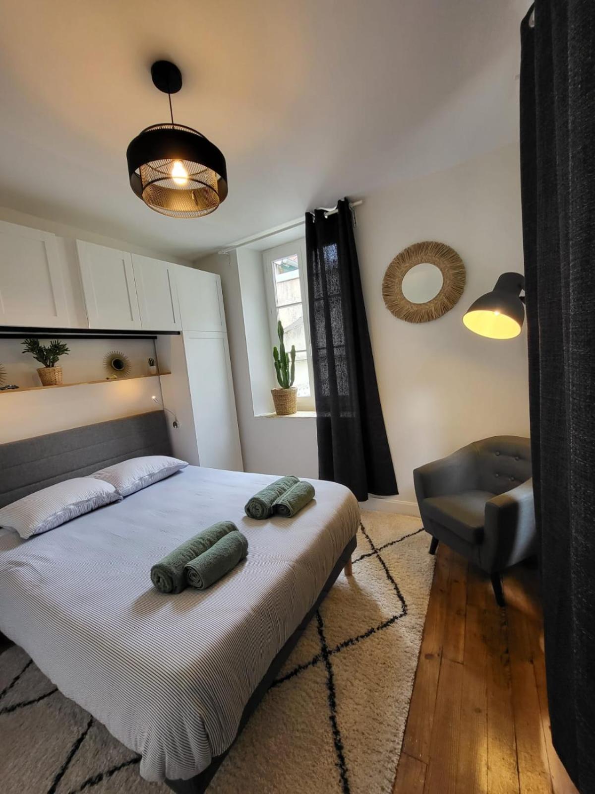 Le Patio - Appartement Calme - Hyper Centre بو المظهر الخارجي الصورة
