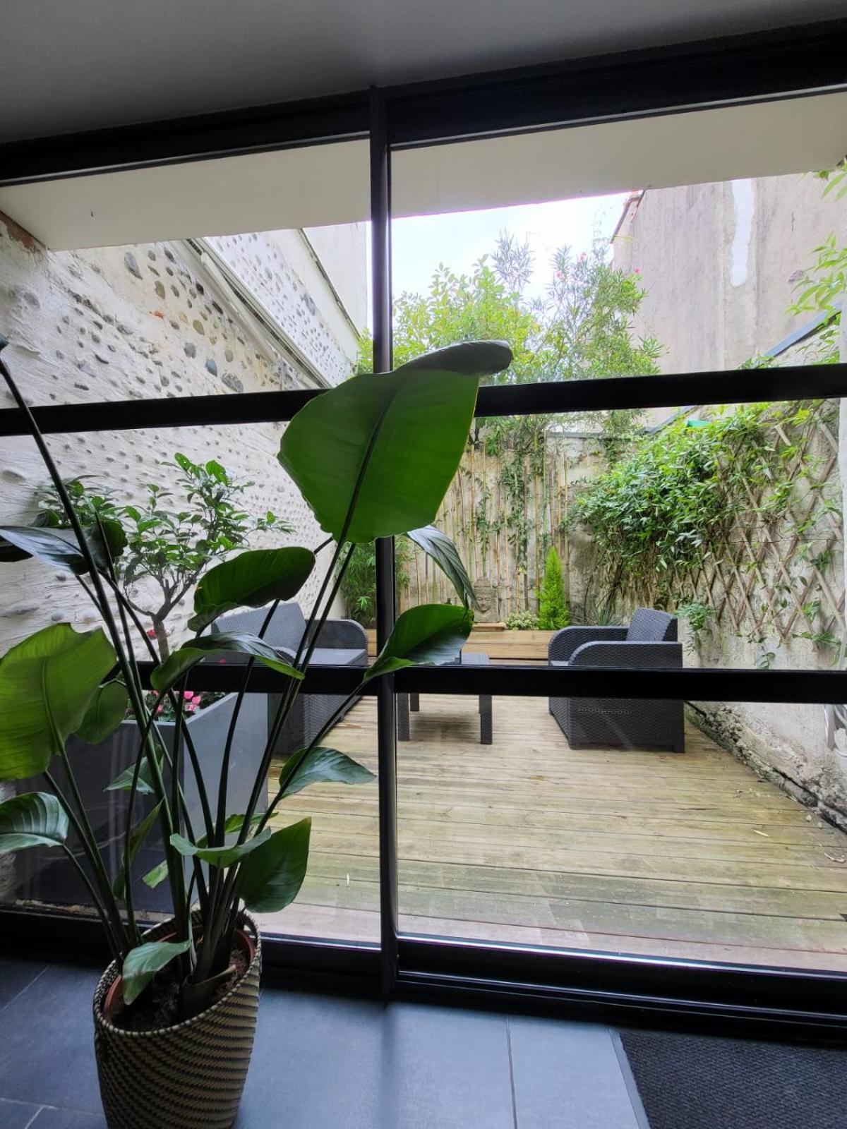 Le Patio - Appartement Calme - Hyper Centre بو المظهر الخارجي الصورة